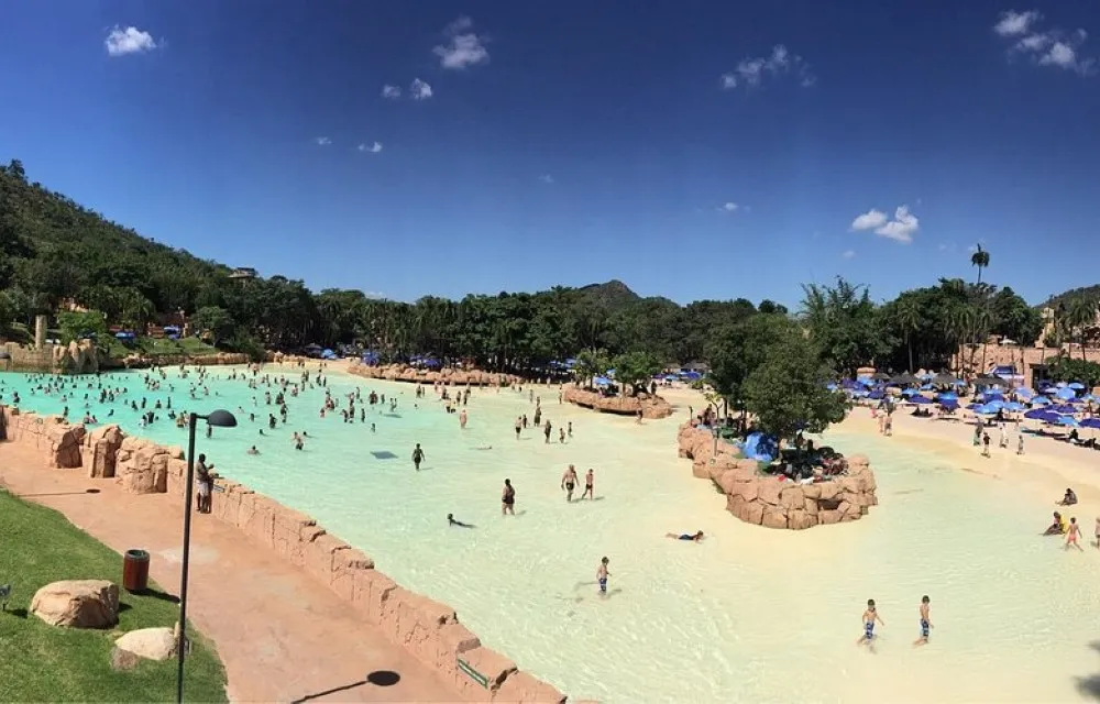 Pula Nala Lodge at Valley of Waves