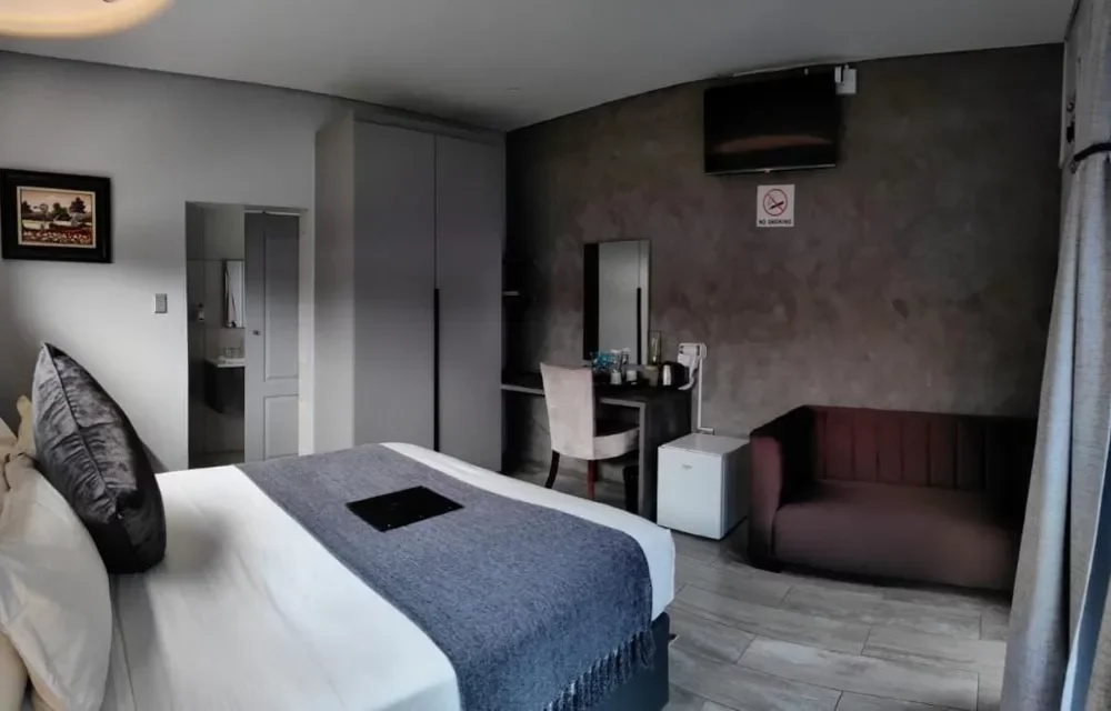 Deluxe Suite at Pula Nala Lodge